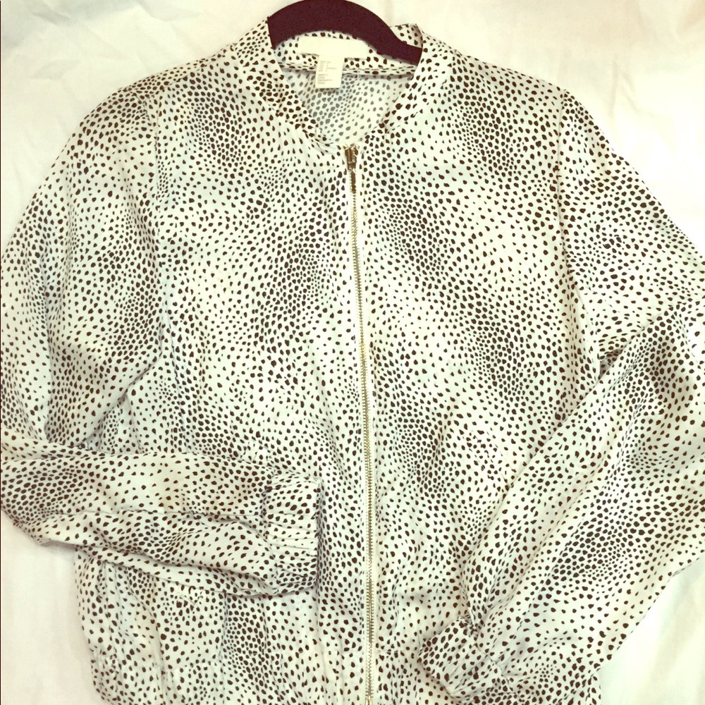 H&M Black and White Blouse